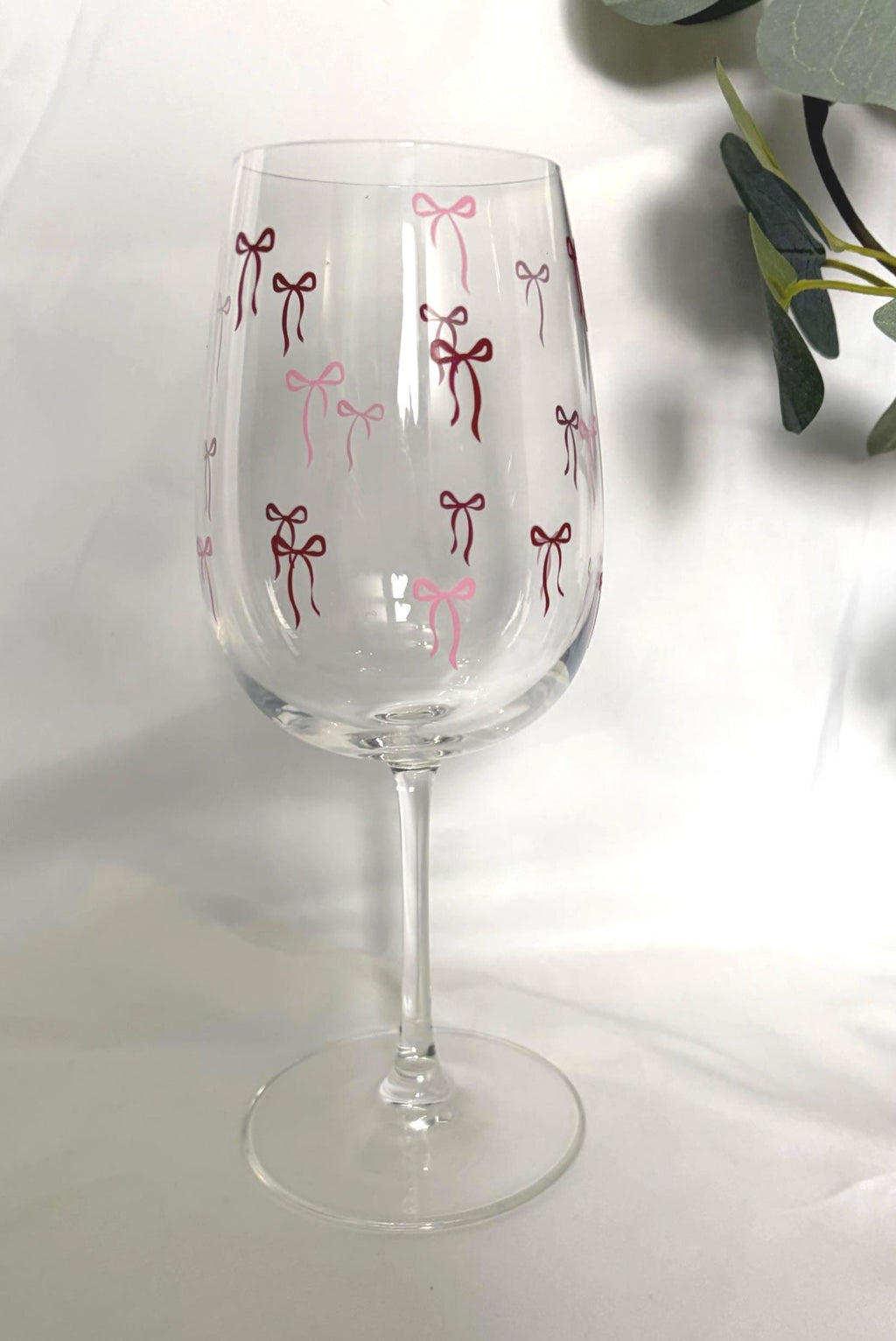 Personalised Bow Wine Glass