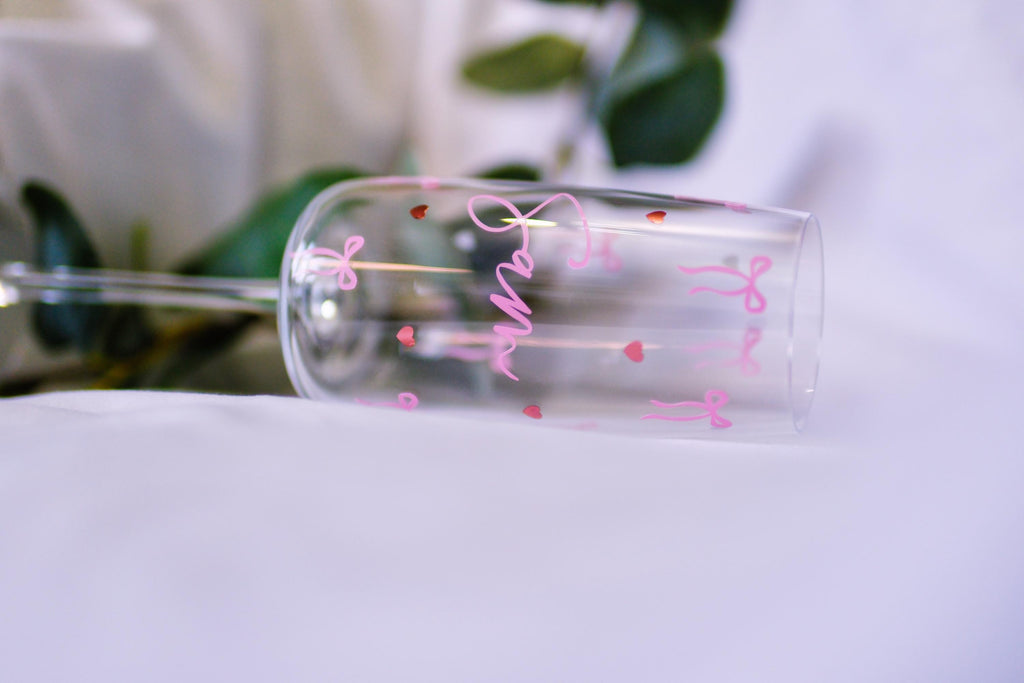 Personalised Heart  & Bow Prosecco Glass / Champagne Glass