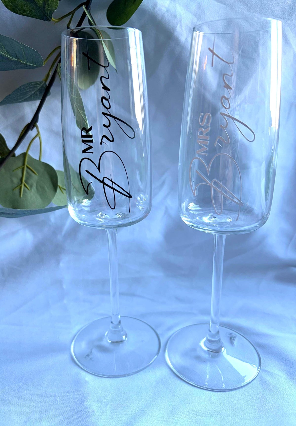 Wedding Champagne Glass Set | Mr & Mrs Gift